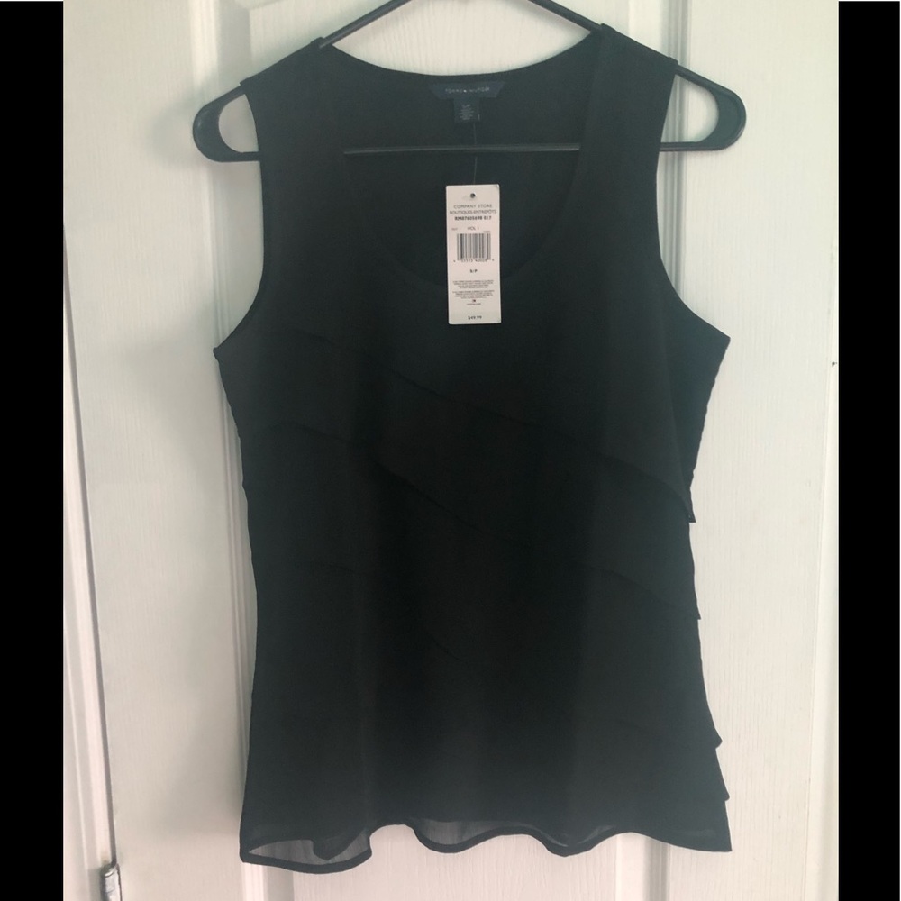 *NWT* Tommy Hilfiger Shirt